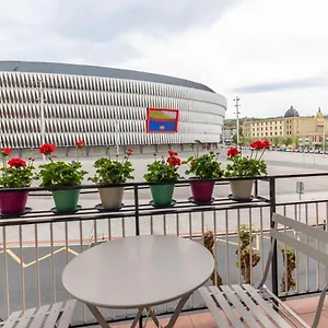 https://apartamento-con-vistas-al-estadio-san-mams.bilbaohotelsspain.com